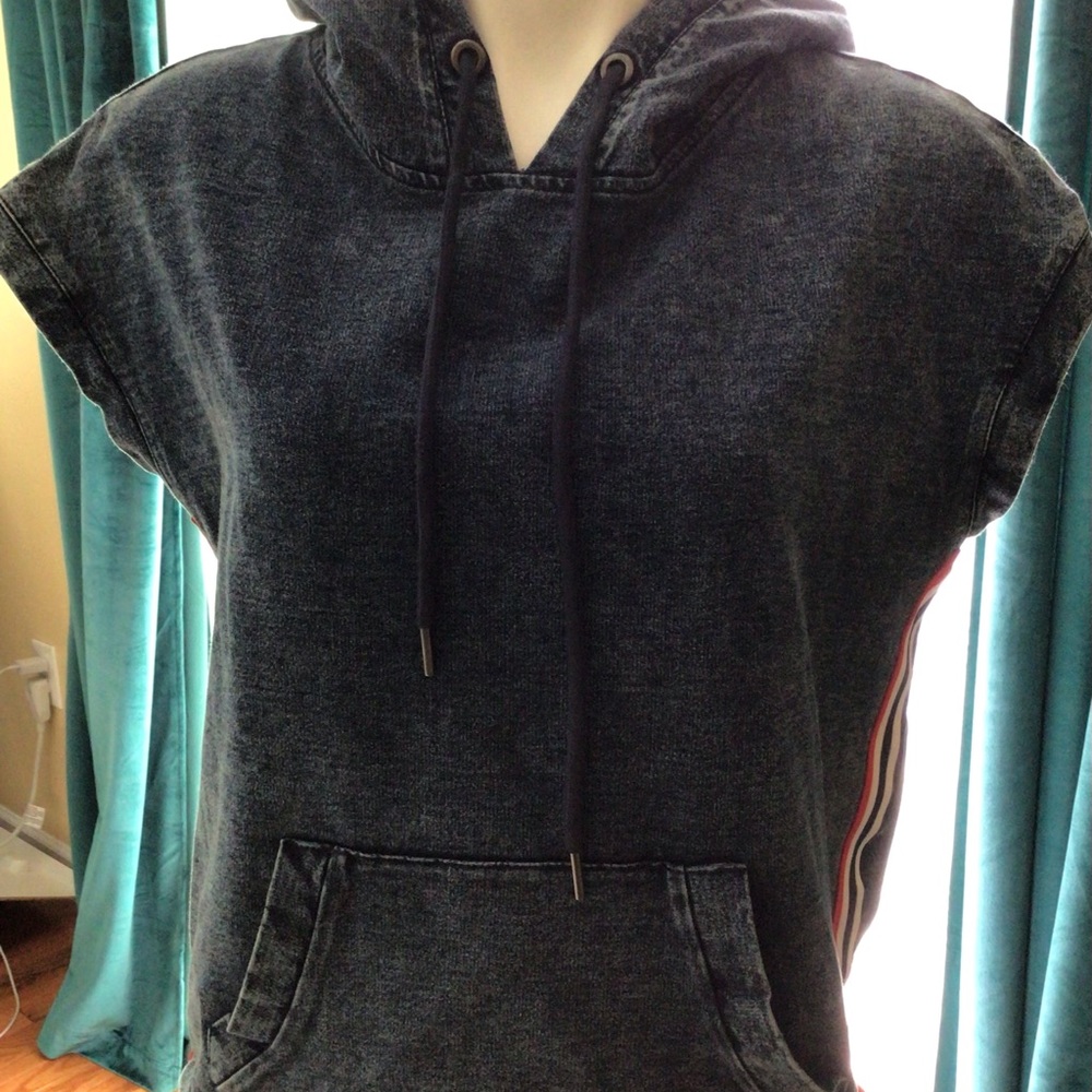 Marc Andrew sleeveless hoodie
